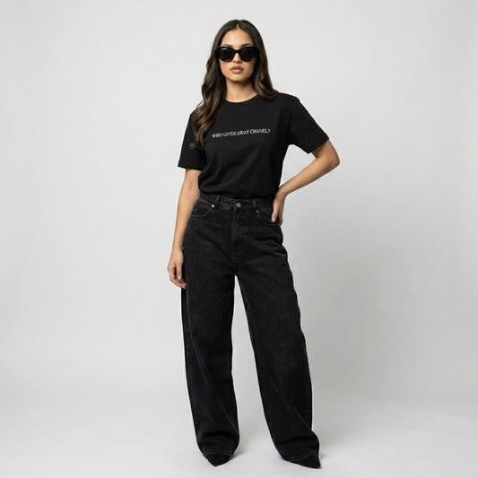 WHO GIVES AWAY CHANEL premium t-shirt (Limited Availability)